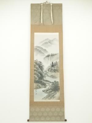 春堂筆　彩色山水　肉筆絹本掛軸（共箱）